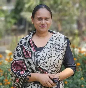 Tasnim Khayer